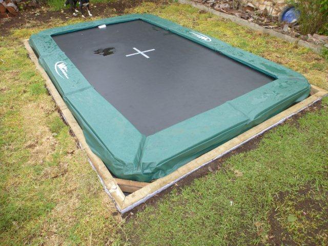 How To Install An In Ground Trampoline, Rectangle Trampoline In Ground With Net
